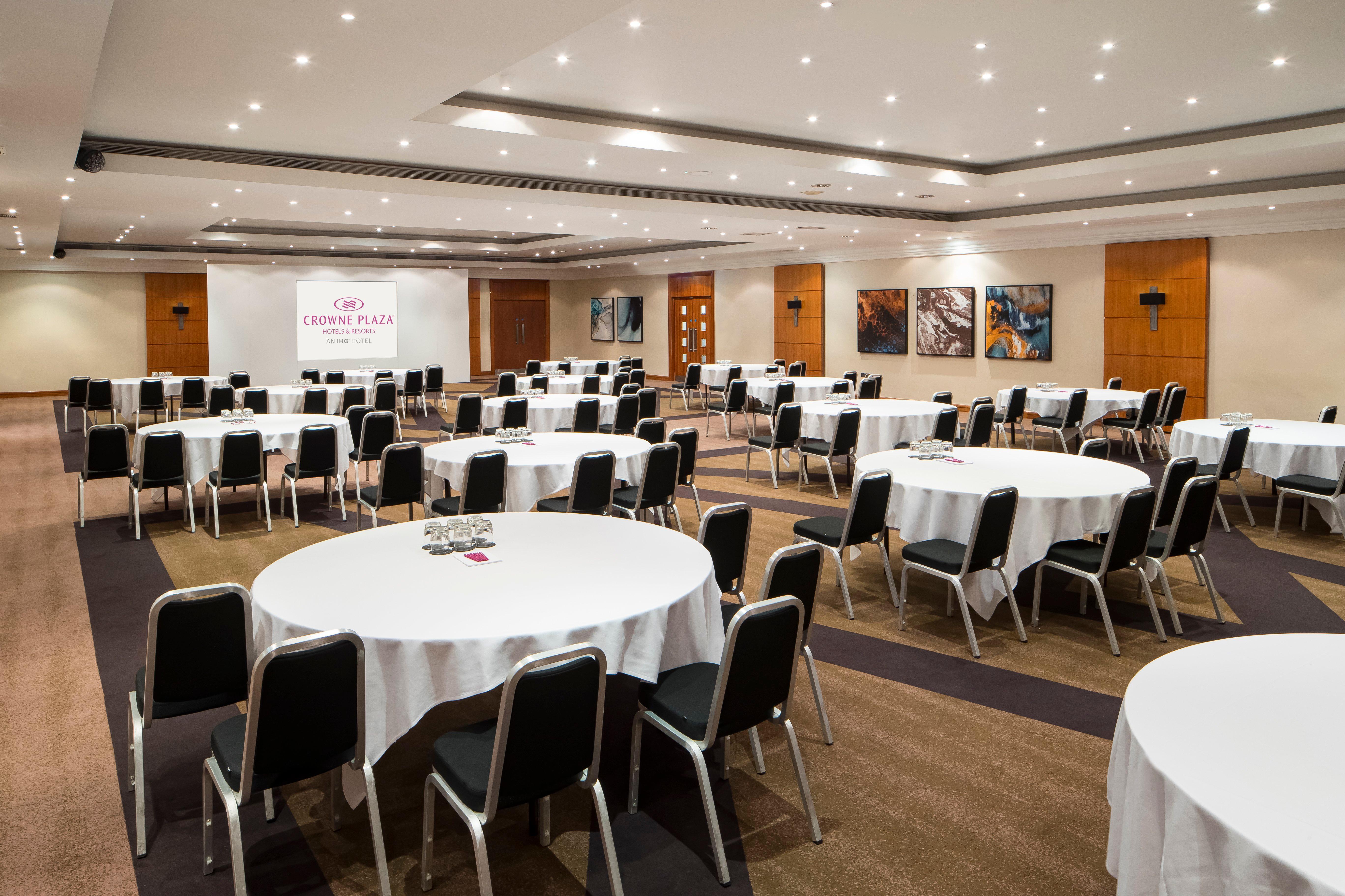 Crowne Plaza Nottingham By Ihg Hotel Exterior photo