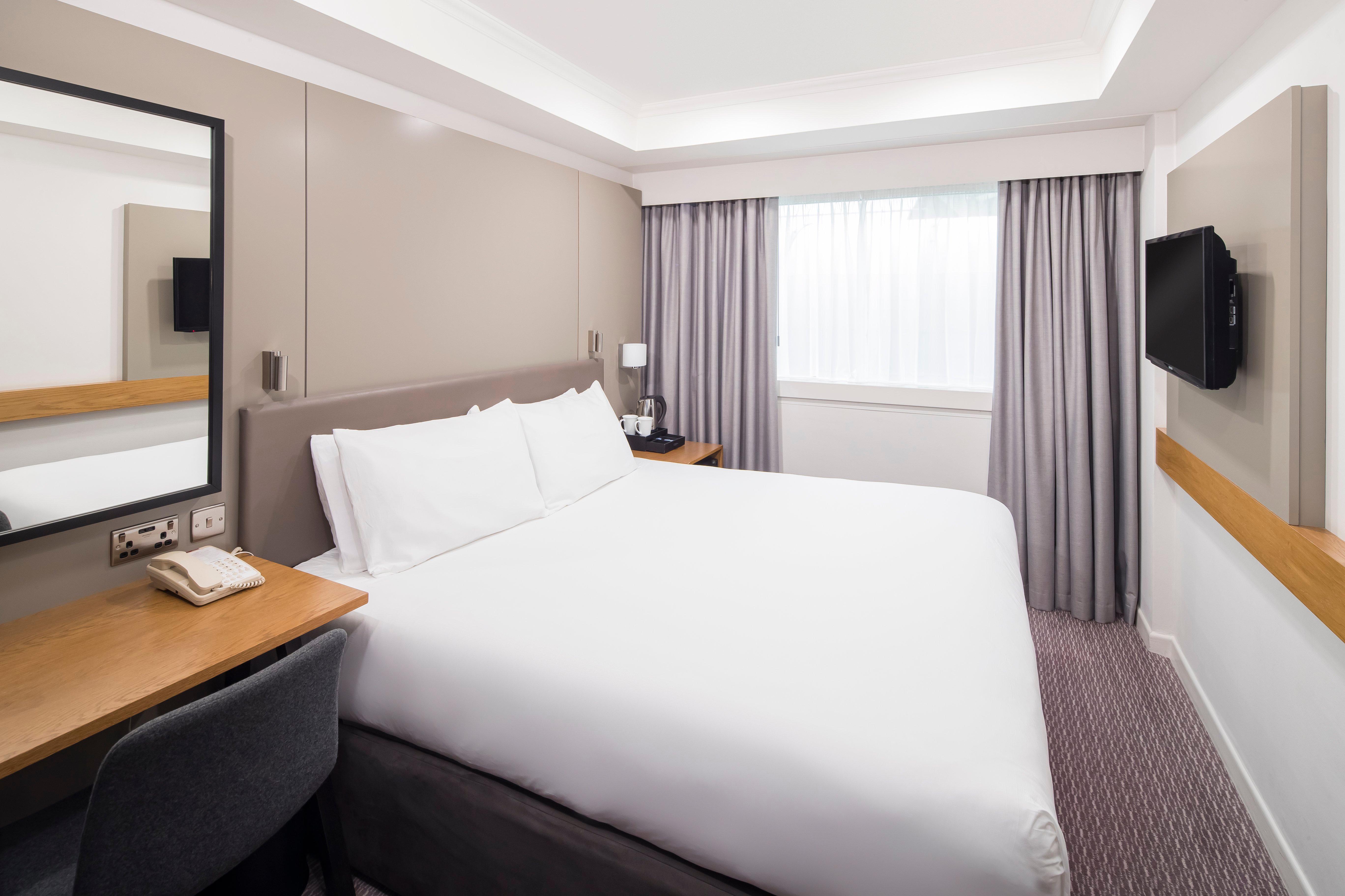 Crowne Plaza Nottingham By Ihg Hotel Exterior photo